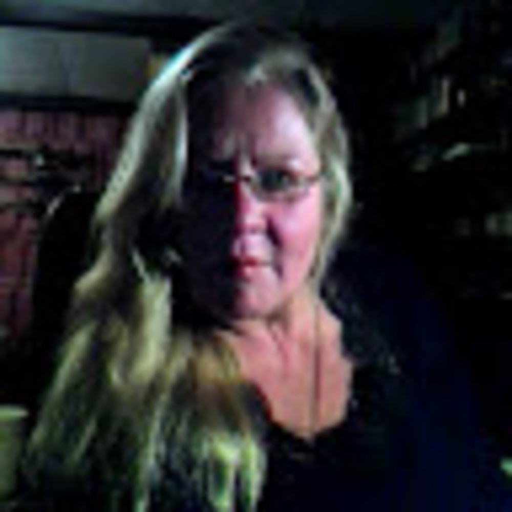 Meet your Posher, Rita. I specialize in vintage clothing , men' s and women' s.